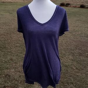 ⭐️⭐️ Mudd Teen/Young Adult Purple Short Sleeve V-Neck Top